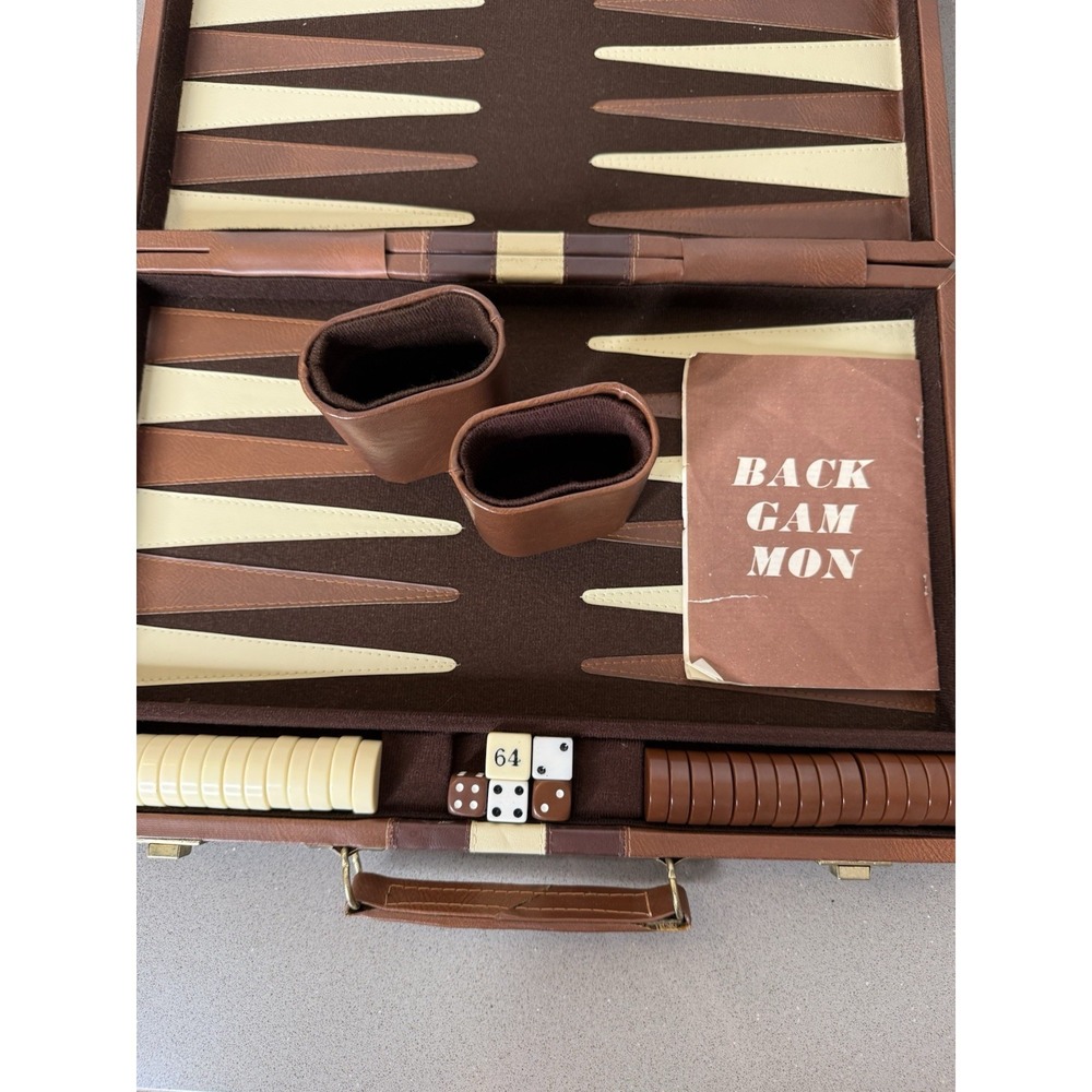 Vintage Backgammon GAME Brown Faux Leather Briefcase Racing Stripe COMPLETE GUC - Picture 10 of 16